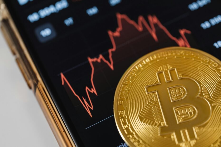 Fed Rate-Cut Optimism Pushes Bitcoin to Fresh High Above $124K